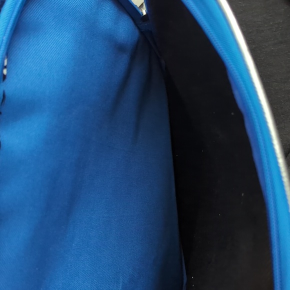 Minions Backpack - Picture 9 of 11